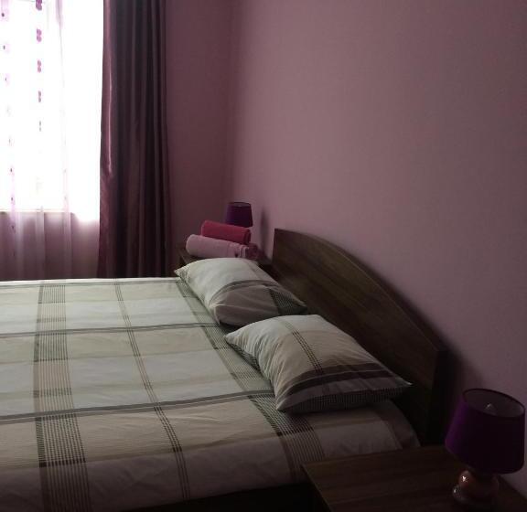 اتاق لوکس, Mari Guest House