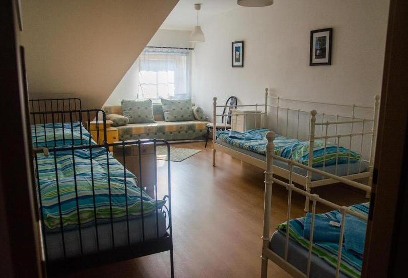 四人标准间, Penzion Pod Hůrkou