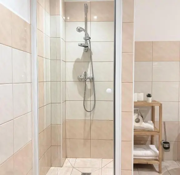 スタンダード４人部屋, Penzion Zelený Háj