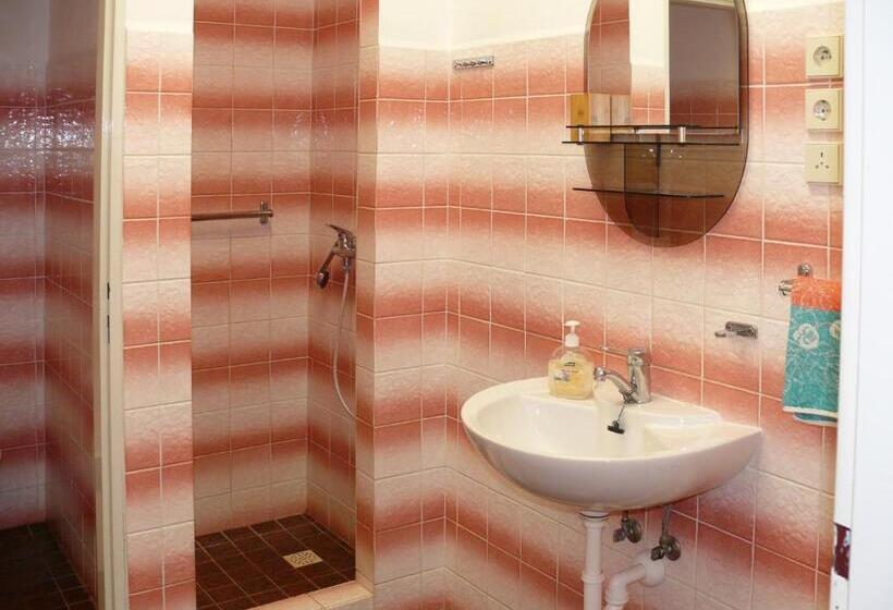 חדר סטנדרט לארבעה, Pension A Restaurace Rudolec