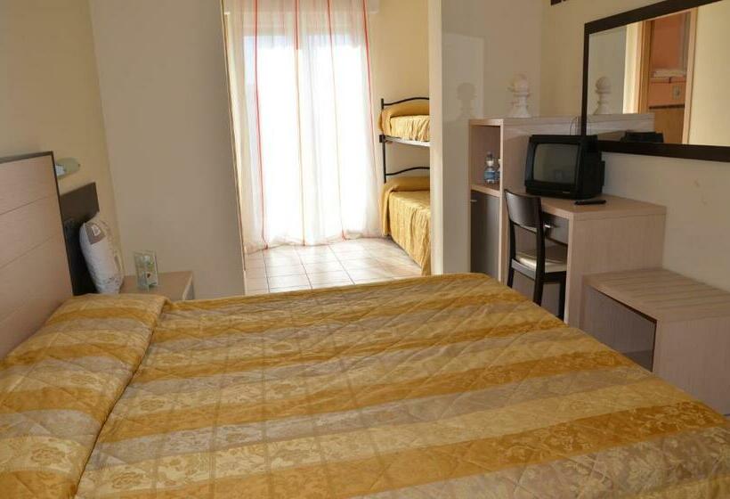 スーペリアの4人部屋, Mirage