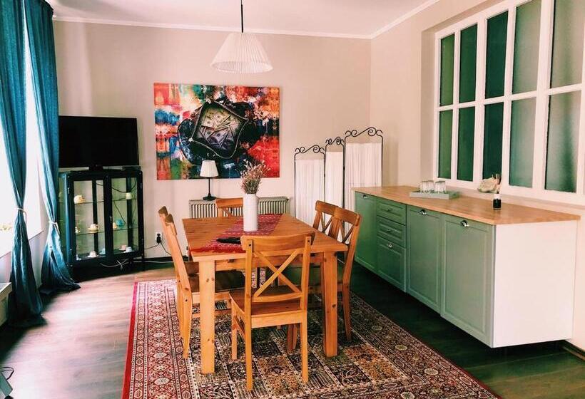 סוויטה, La Salcia Linistita   Murighiol