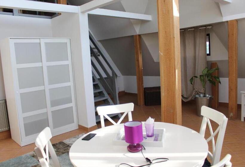 Апартаменты 2 Спальни, La Salcia Linistita   Murighiol