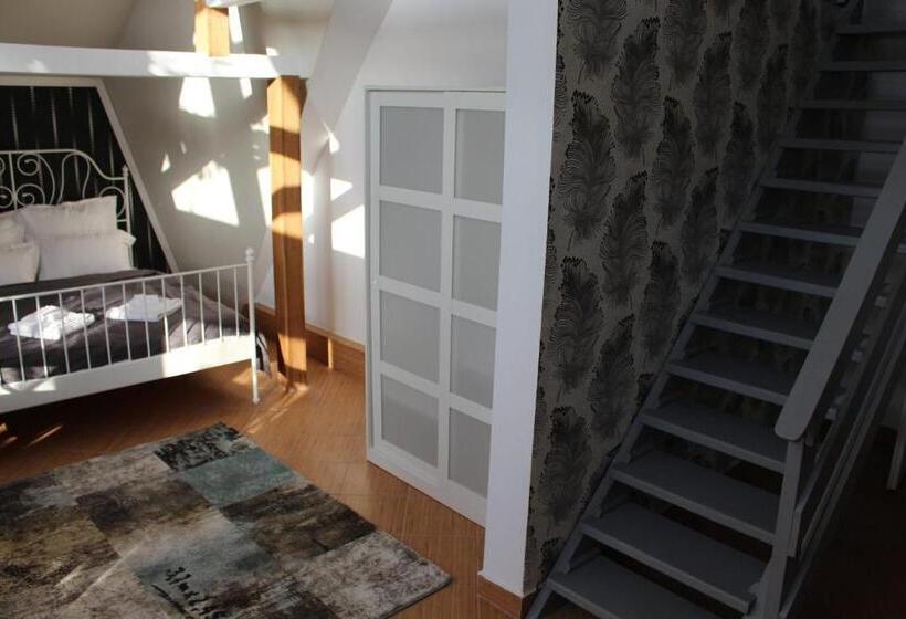 Апартаменты 2 Спальни, La Salcia Linistita   Murighiol