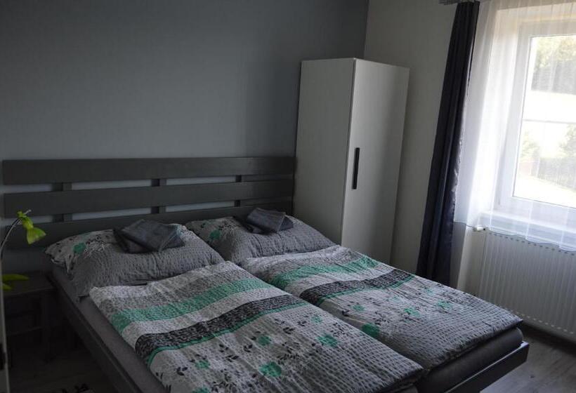 带2个卧室的公寓, Penzion Kamejk