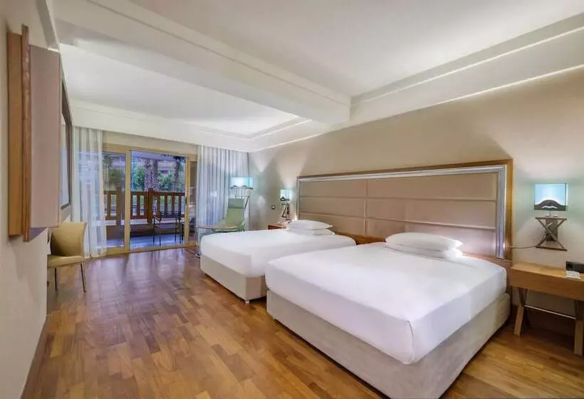 اتاق لوکس, Hilton Dalaman Sarigerme Resort & Spa
