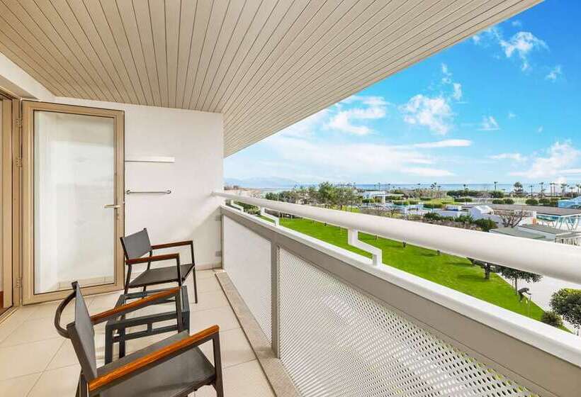 Люкс Вид на Море, Hilton Dalaman Sarigerme Resort & Spa