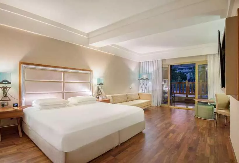 デラックスファミリールーム, Hilton Dalaman Sarigerme Resort & Spa