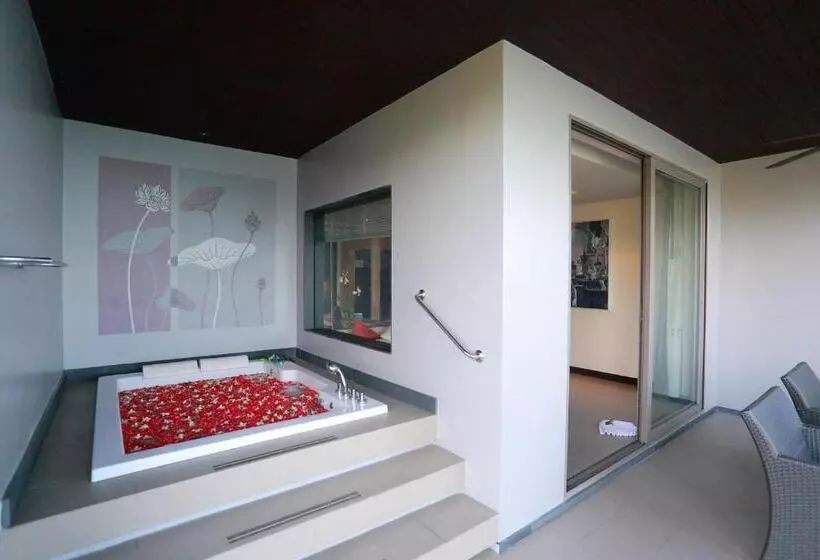 سوییت جونیور با چشمانداز دریا, Cape Sienna Phuket Gourmet Hotel & Villas Sha Extra Plus