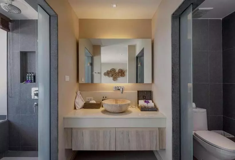 سوییت جونیور با چشمانداز دریا, Cape Sienna Phuket Gourmet Hotel & Villas Sha Extra Plus