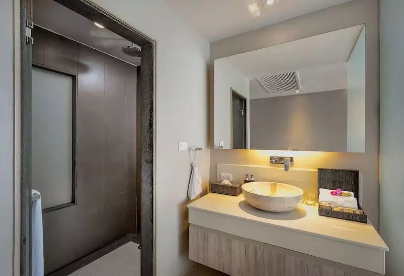 اتاق لوکس با چشمانداز دریا, Cape Sienna Phuket Gourmet Hotel & Villas Sha Extra Plus