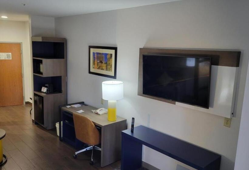 Президентский Люкс, Comfort Suites
