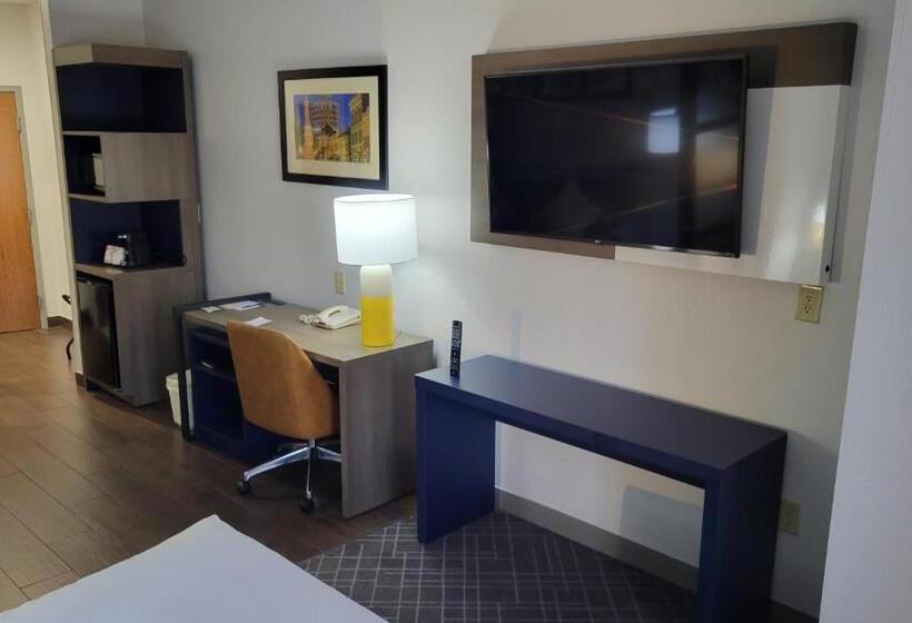 Президентский Люкс, Comfort Suites