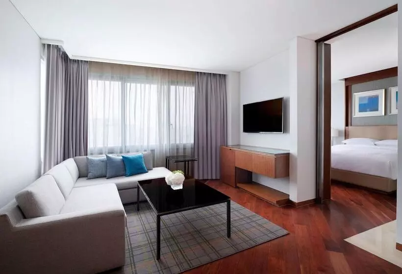 スイート, Courtyard By Marriott Seoul Times Square