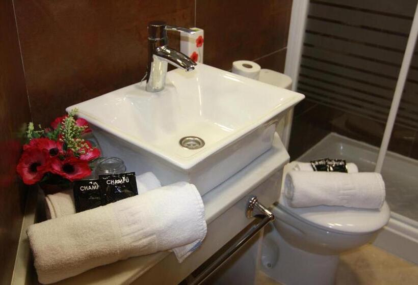 اتاق اکونومی, Duquesa