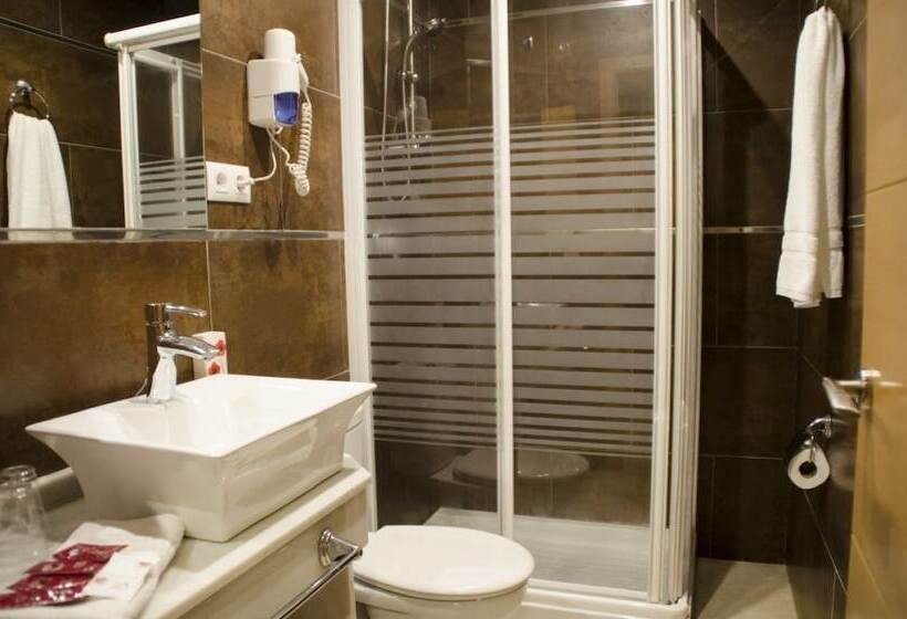 اتاق استاندارد یک نفره, Duquesa