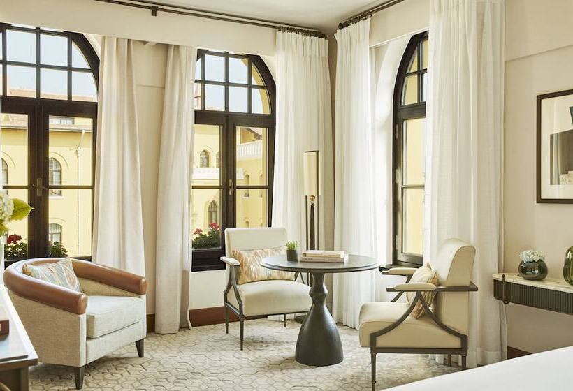 اتاق لوکس, Four Seasons Hotel Istanbul At Sultanahmet