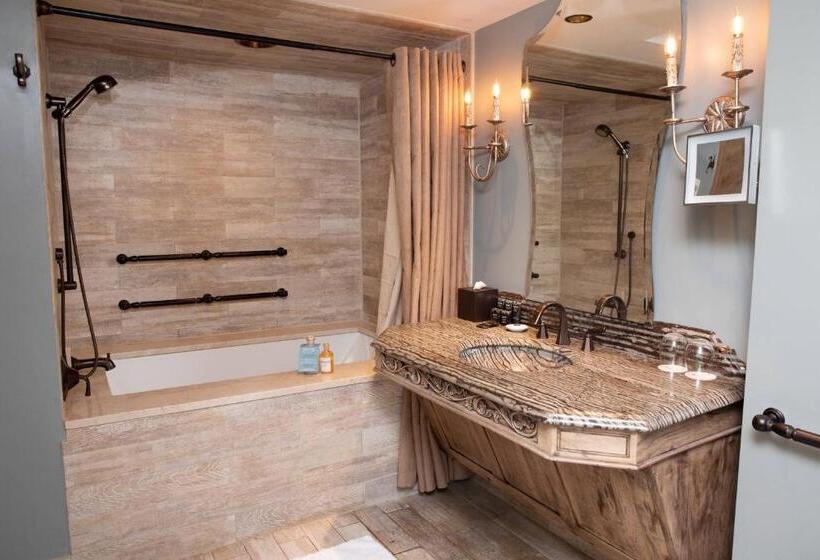 غرفة قياسية سرير كينج, Grand Bohemian Asheville, Autograph Collection