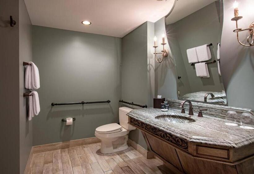 غرفة قياسية سرير كينج, Grand Bohemian Asheville, Autograph Collection