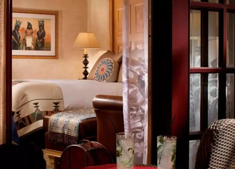 اتاق استاندارد با بالکن, Hilton Santa Fe Buffalo Thunder