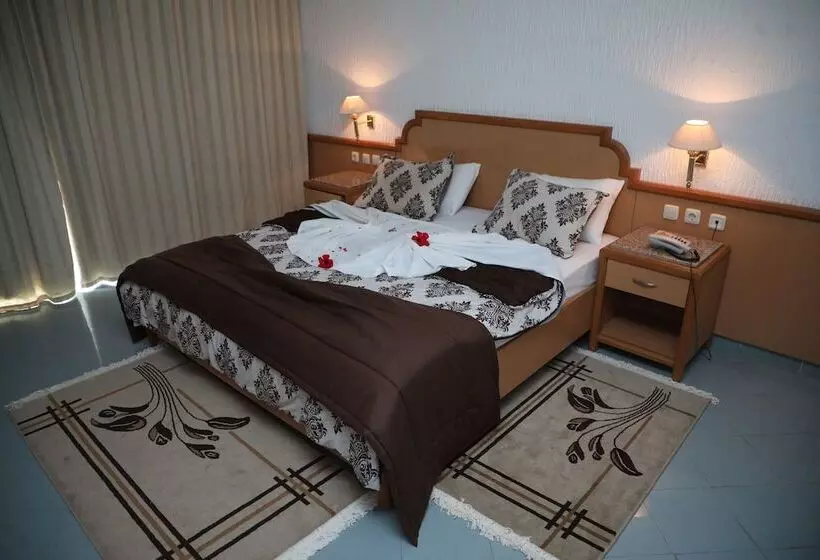 اتاق استاندارد سه نفره, Royal Jinene Sousse