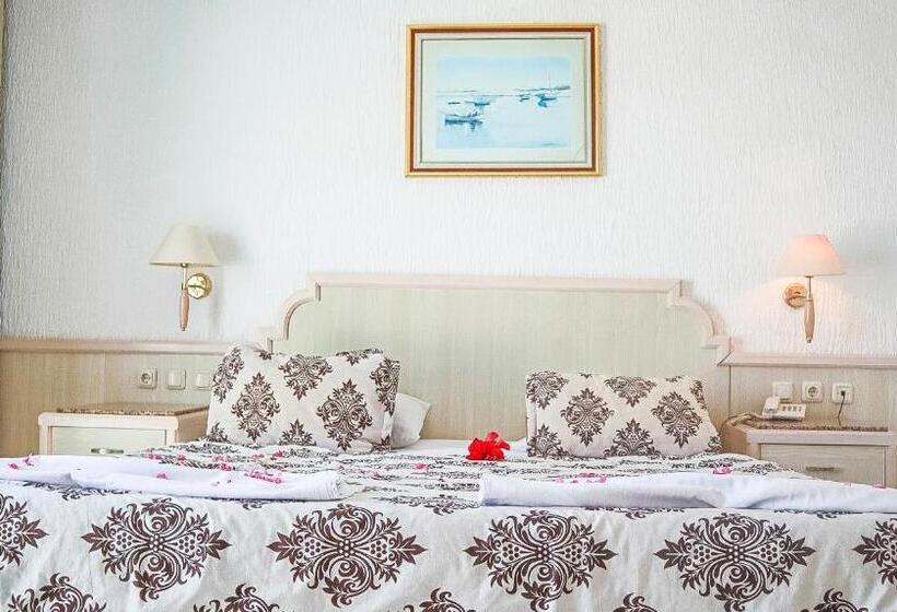 اتاق استاندارد سه نفره, Royal Jinene Sousse