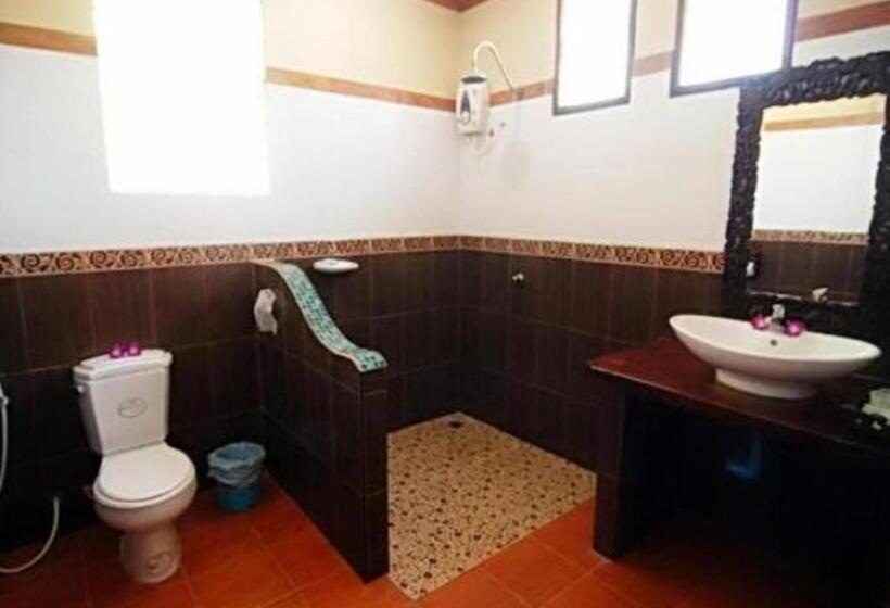 带花园景观和一个卧室的别墅, Lanta Il Mare Beach Resort