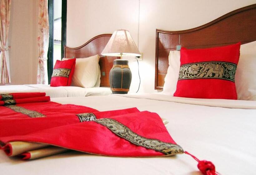 豪华园景房, Lanta Il Mare Beach Resort