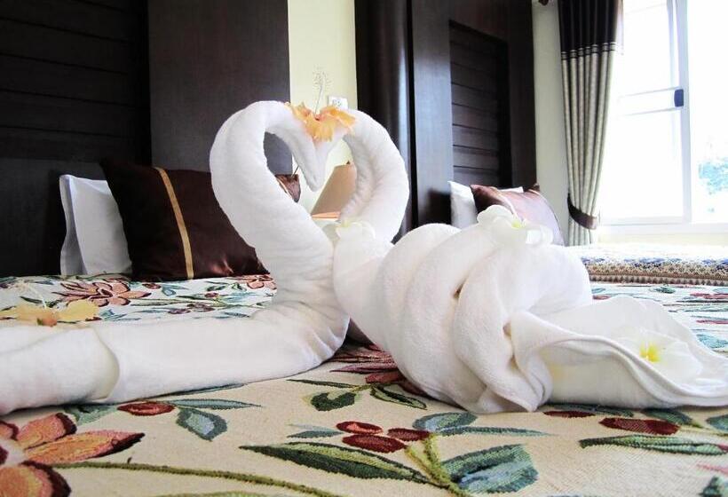 豪华三人间, Lanta Il Mare Beach Resort