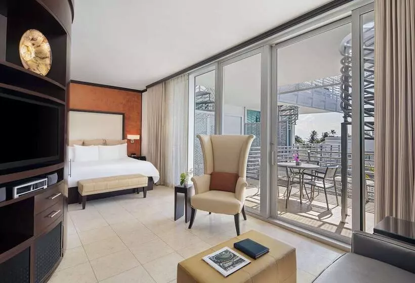 身障者適用スイートルーム, Z Ocean Hotel, Classico A Sonesta Collection
