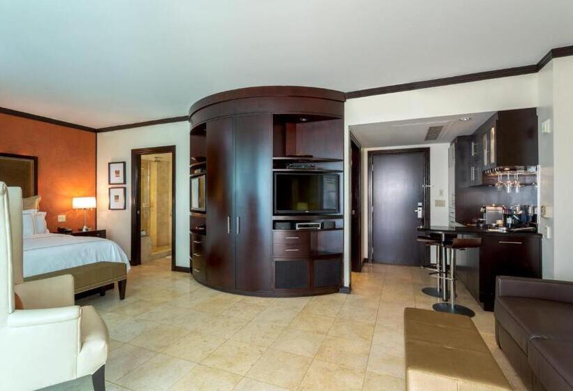 Люкс с Бассейном, Z Ocean Hotel, Classico A Sonesta Collection