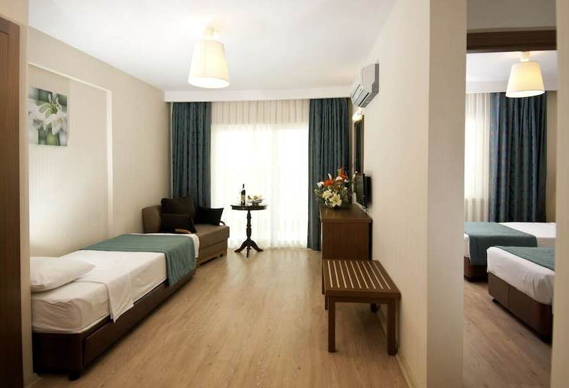 חדר משפחתי, Supreme