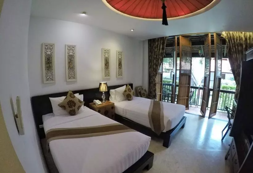 Deluxe-huone, Tharaburi Resort