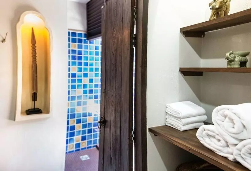 Sviitti, Tharaburi Resort
