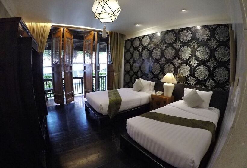 חדר משפחתי מקשר, Tharaburi Resort