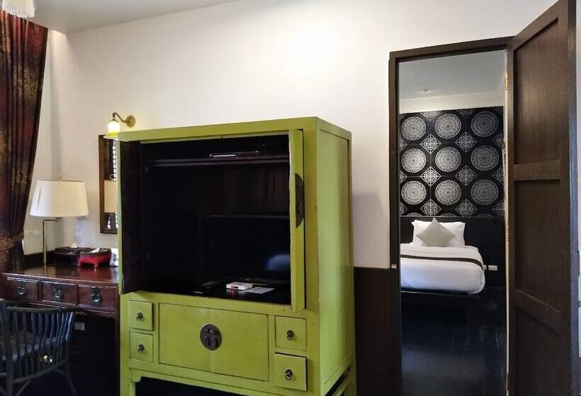 חדר משפחתי מקשר, Tharaburi Resort