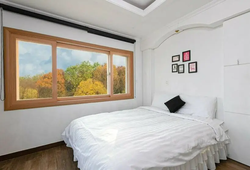 １ベッドルームベーシックアパートメント, Gangneung Undukmaru Pension