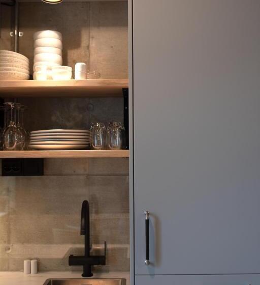 דירת חדר, Home Again Apartments Kirkegata