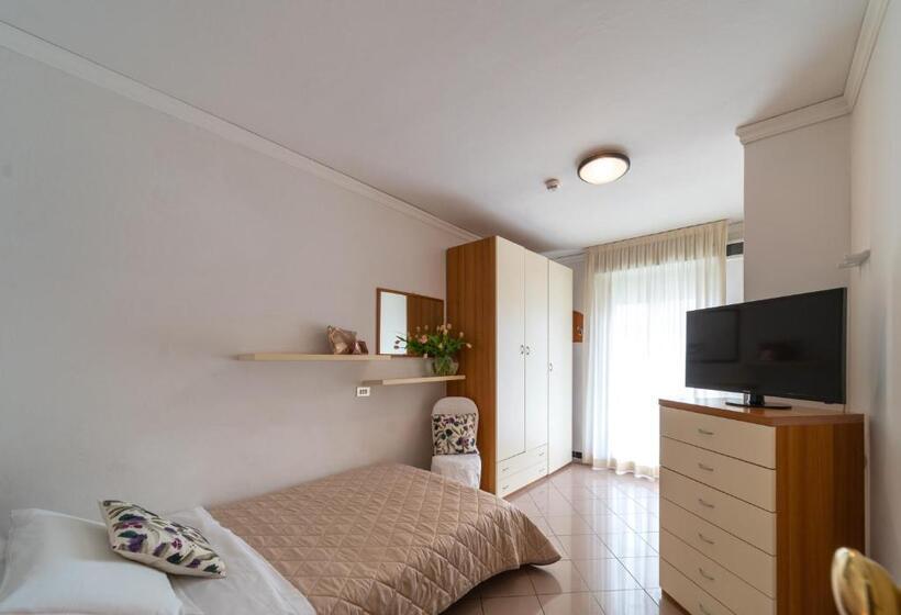 اتاق استاندارد یک نفره, Ancora