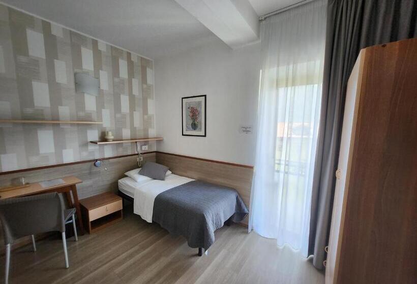 Номер Стандарт Индивидуальный с Балконом, Garnì Beniamino