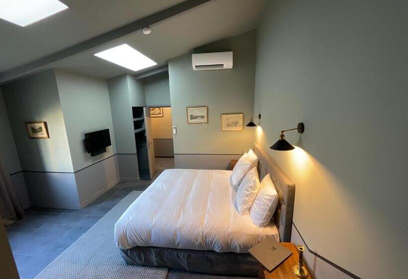 Pokój Superior, Le Fruit Défendu