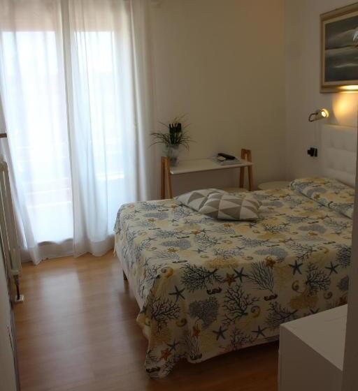 غرفة قياسية, Marea