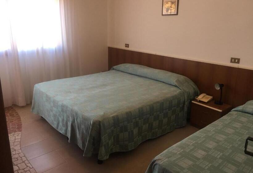 バルコニー付きスタンダードルーム, Margherita