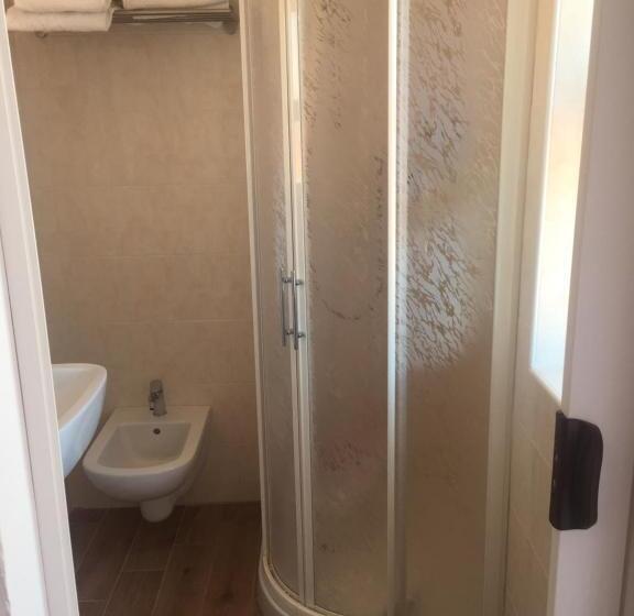 バルコニー付きスタンダードルーム, Margherita