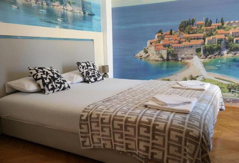 استودیوی استاندارد, Kuca Radovic