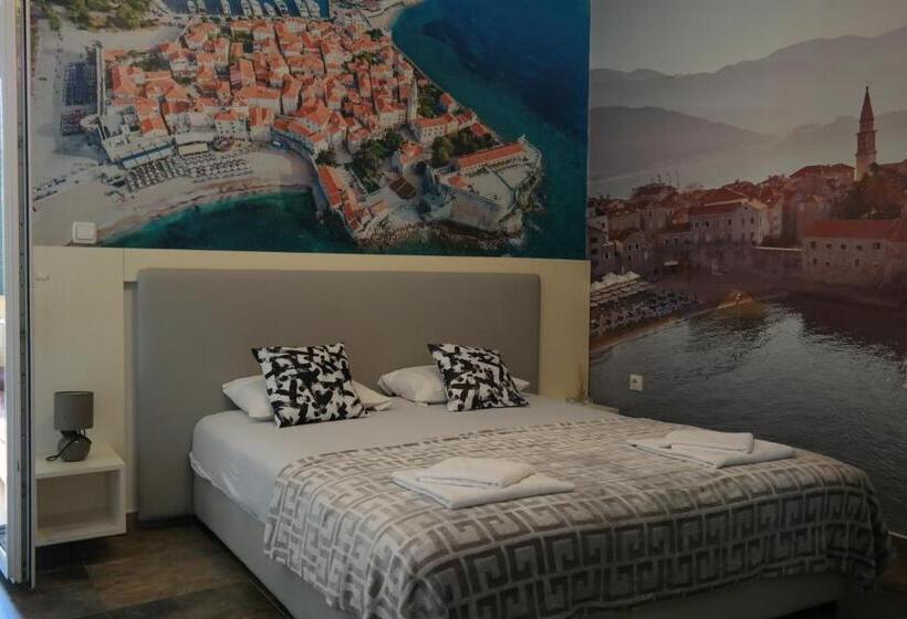 استودیو کامفورت, Kuca Radovic