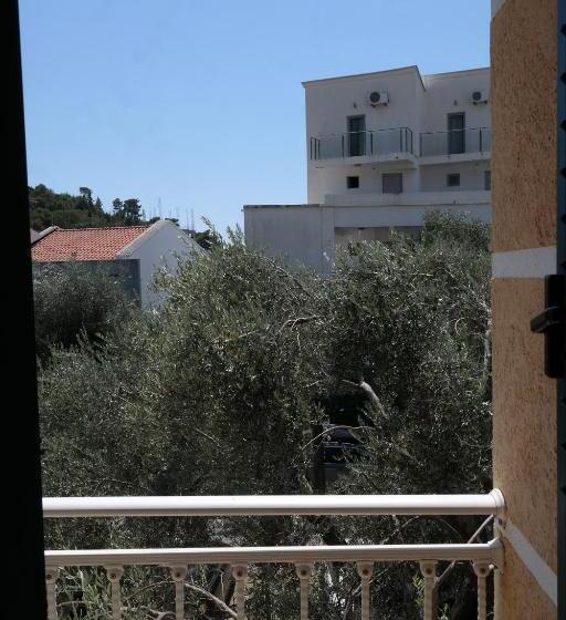 اتاق استاندارد با بالکن, Kuca Radovic