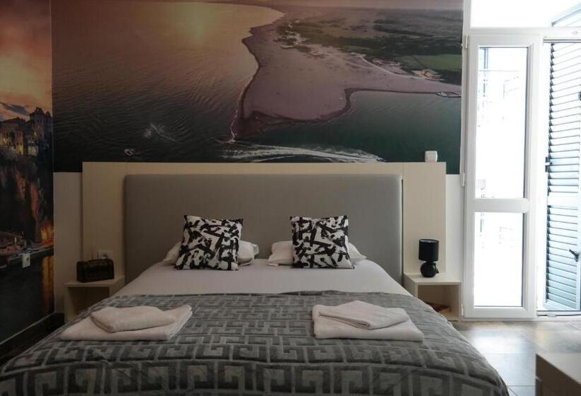 اتاق استاندارد سه تخته با بالکن, Kuca Radovic