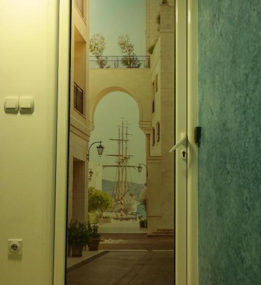 اتاق استاندارد سه تخته با بالکن, Kuca Radovic