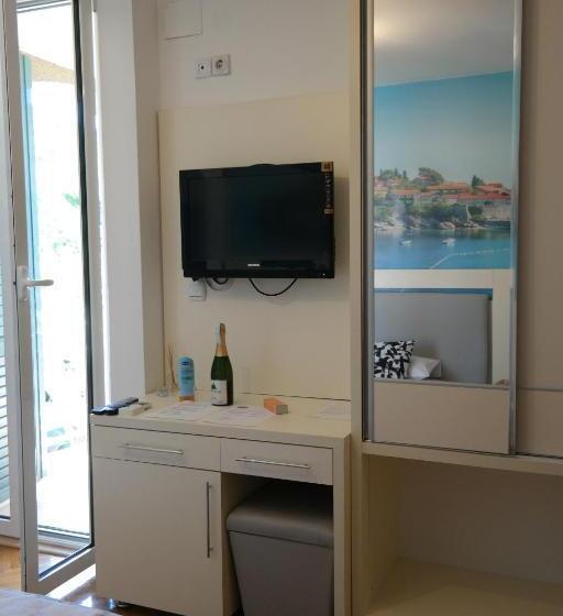 استودیوی استاندارد, Kuca Radovic